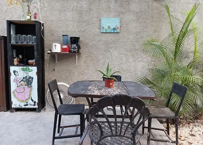 Primitive Selfcheck-in Adults Only Casa de hóspedes 2*